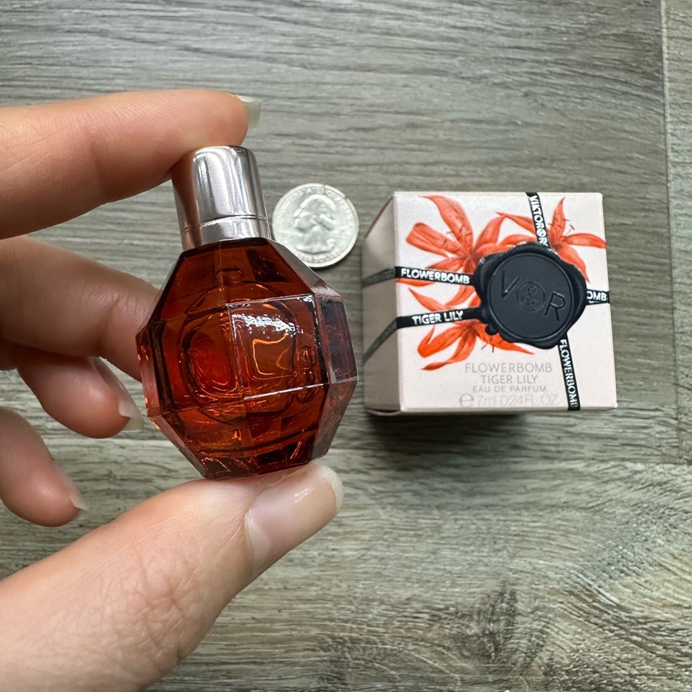 Viktor & Rolf Flowerbomb Tiger Lily Perfume Mini Perfume 7ml